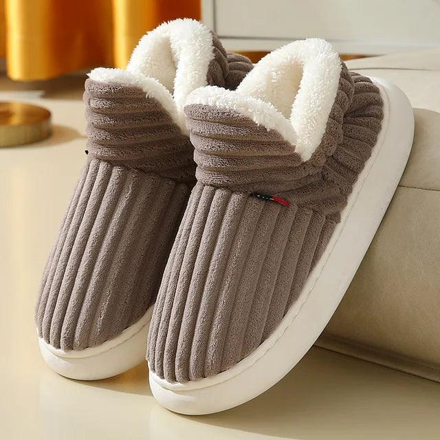 Warm Fur Slippers - YIA Collective