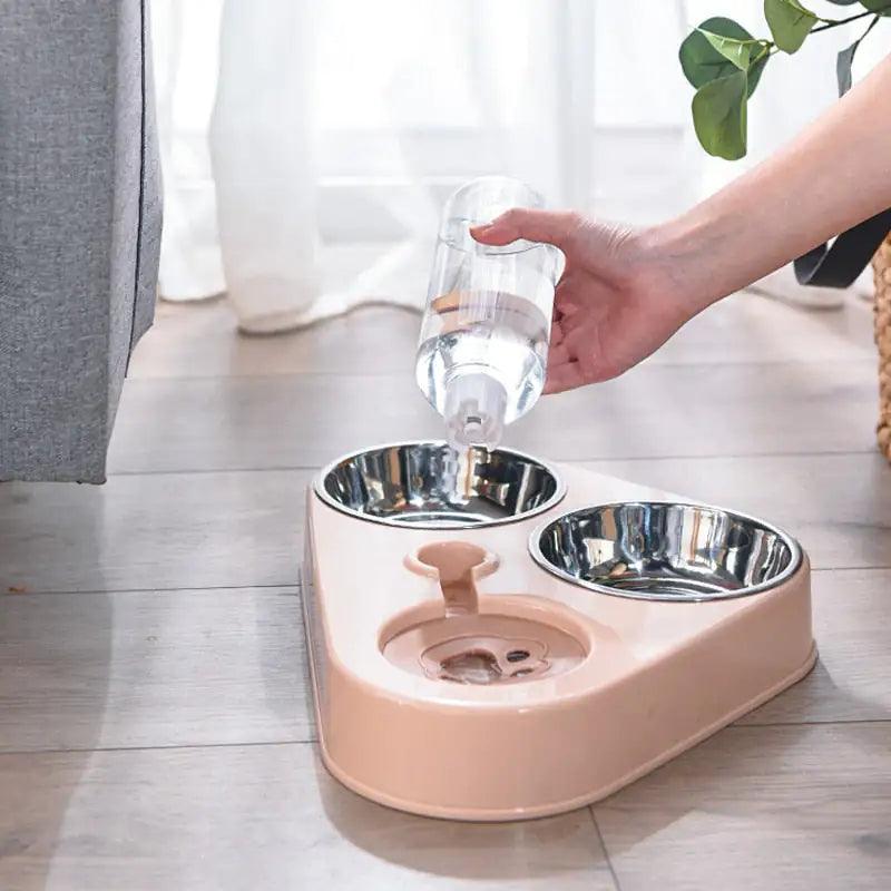 Cat food dispenser - YIA Collective